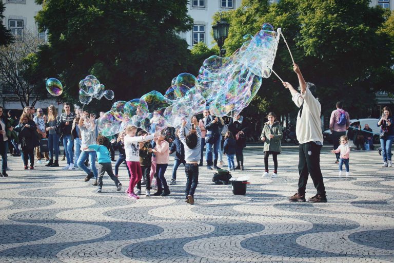 Visiter Lisbonne avec des enfants : comment transformer les défis en aventures amusantes